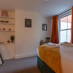 Holiday home Stylish Centre House, Southampton