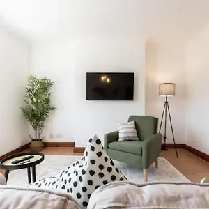 Holiday home Metropolitan - 2 Bed, Private Parking Apartment, Great Commercial From Stay!, Southampton