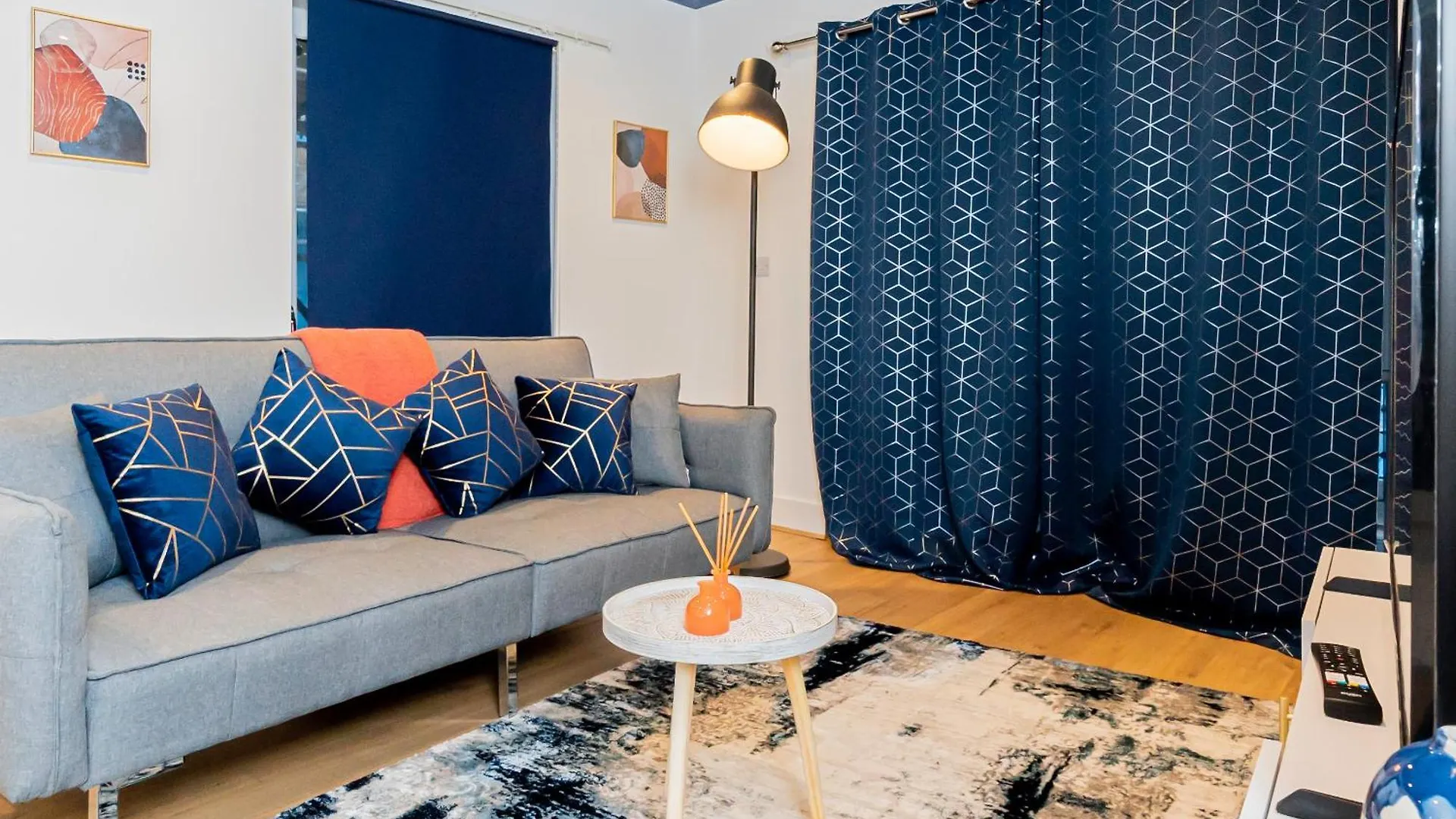 Modern 2Br Retreat In Southampton - Balcony, Free Parking & Wifi Villa United Kingdom